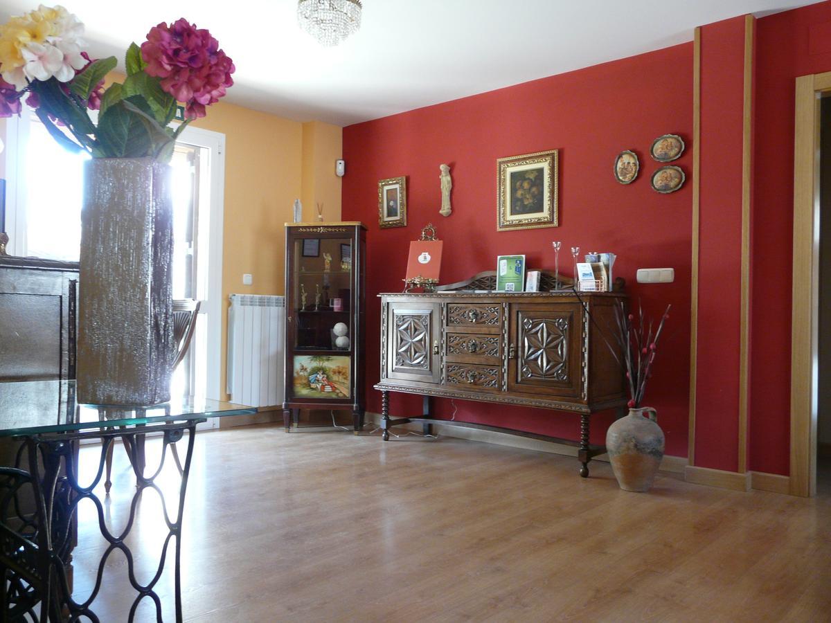 Albergue San Nicolas Larrasoana Extérieur photo